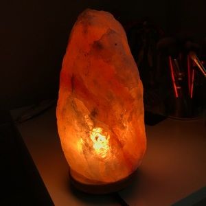 Himalayan salt lamp